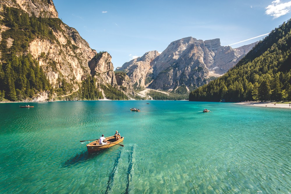 A lake surrounded by mountain scenery